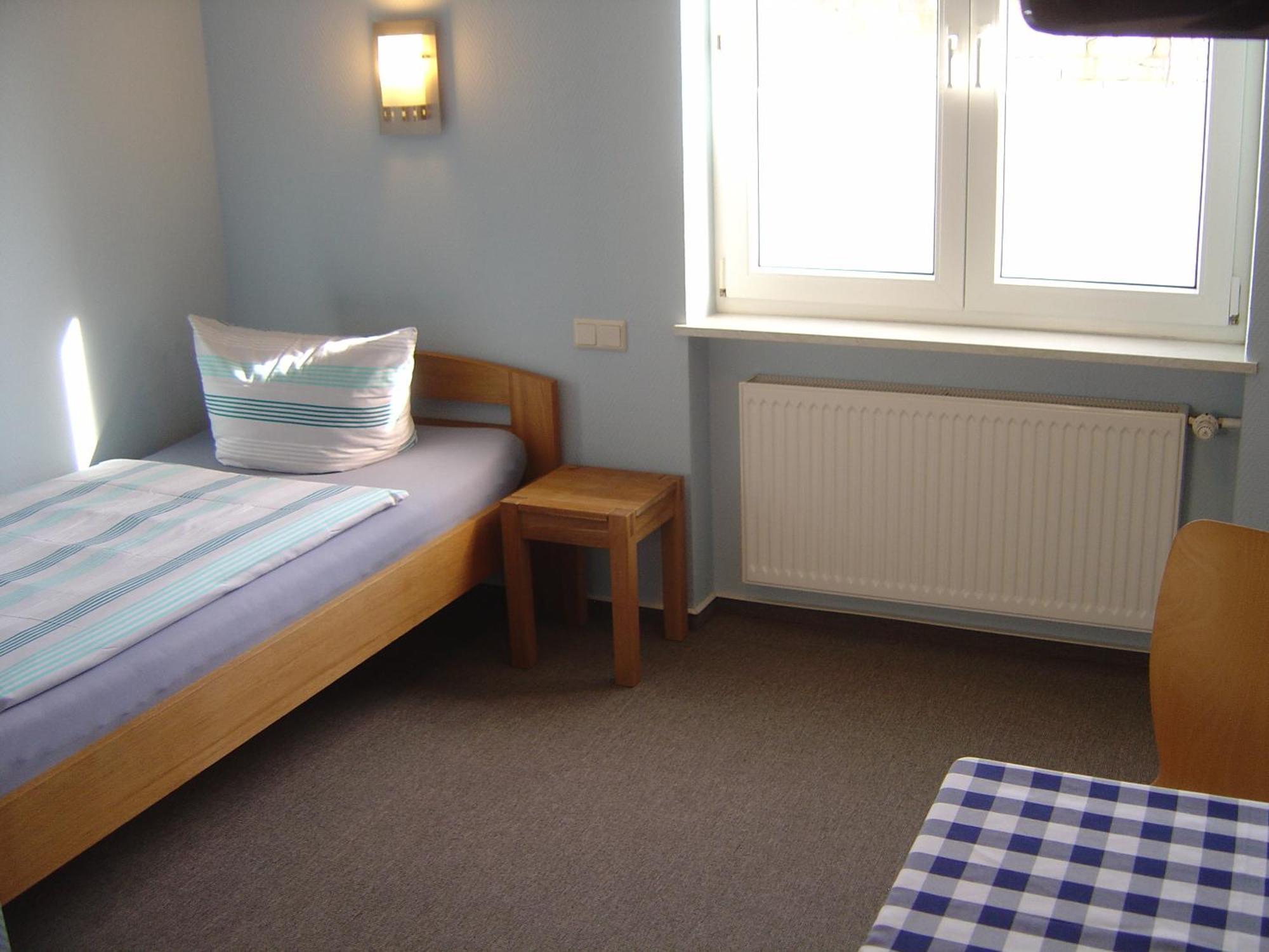 Hotel Garni Pension Ruth Mutterstadt Esterno foto